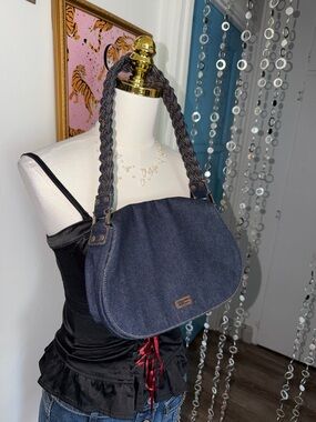 Vintage Y2K Guess Denim Shoulder Bag with Braided Handles - Blue